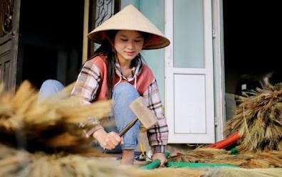 Làng nghề sản xuất sản phẩm quét dọn nhà có truyền thống hơn 150 năm Làng nghề sản xuất sản phẩm quét dọn nhà có truyền thống hơn 150 năm