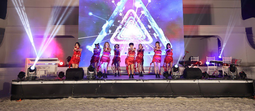 Tiết mục biểu diễn nhảy Zumba tại chương trình xúc tiến du lịch Tiết mục biểu diễn nhảy Zumba tại chương trình xúc tiến du lịch