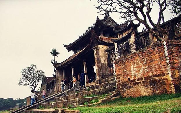 Đình Làng (Minh Tuấn)