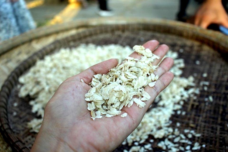 Làng nghề quết cốm dẹp hơn 100 năm tuổi của đồng bào Khmer