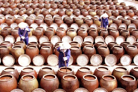 Nghề chế biến nước mắm ở Cát Hải