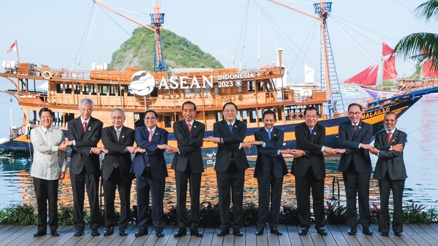 Thủ tướng Phạm Minh Chính cùng lãnh đạo các nước ASEAN tham dự Hội nghị Cấp cao ASEAN 42 Thủ tướng Phạm Minh Chính cùng lãnh đạo các nước ASEAN tham dự Hội nghị Cấp cao ASEAN 42