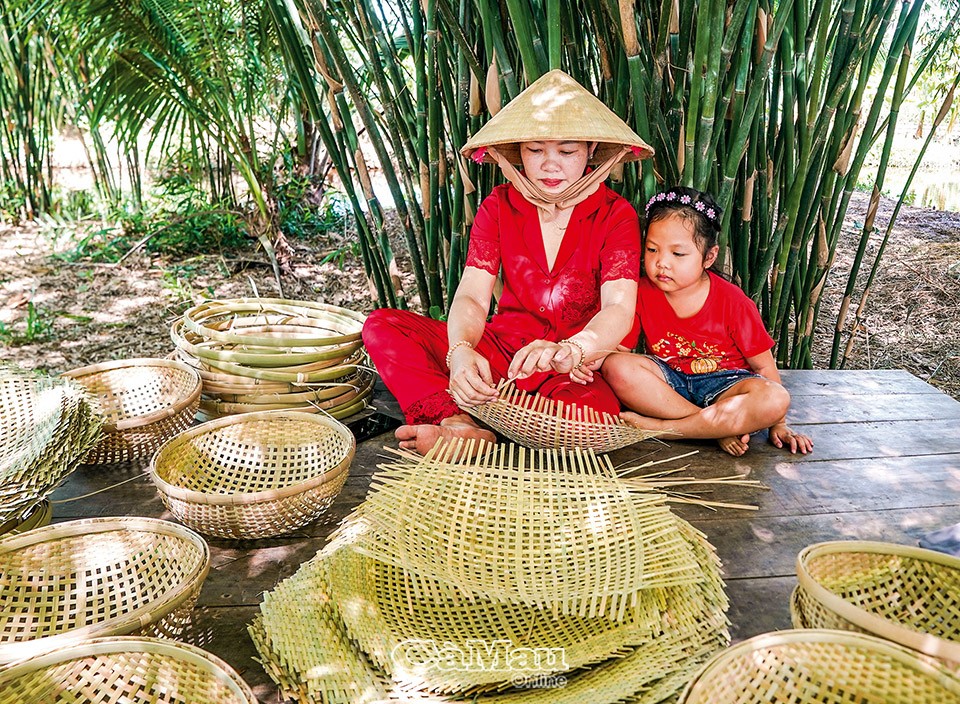 Nâng cao ý thức sản xuất sạch để tạo lập các làng nghề "xanh"