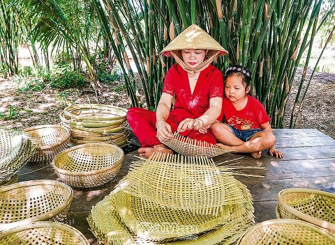 Nâng cao ý thức sản xuất sạch để tạo lập các làng nghề "xanh"