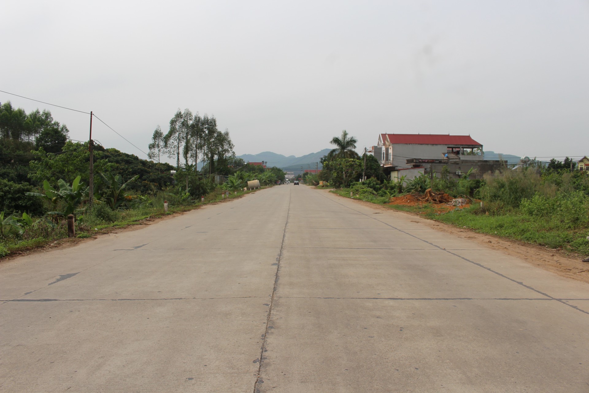 Nâng cao chất lượng đời sống, thu hẹp khoảng cách về dịch vụ giữa nông thôn - thành thị phù hợp với định hướng chuyển đổi số của tỉnh.