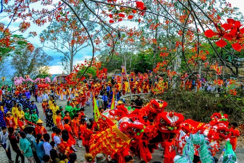 uu tien de cu unesco ghi danh le hoi via ba chua xu nui sam
