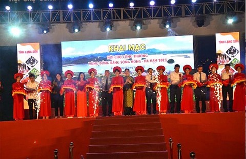 300 gian hàng tham gia Hội chợ Công Thương vùng Đồng bằng sông Hồng - Hà Nam 2023