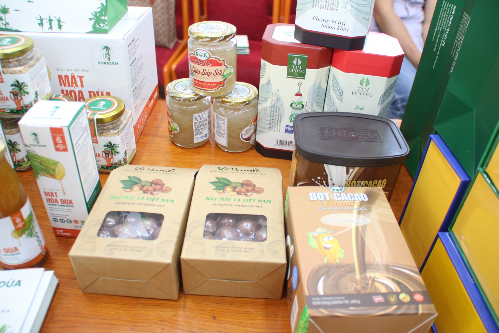 Sau khi thảo luận, trao đổi và bỏ phiếu, Hội đồng đánh giá, phân hạng sản phẩm OCOP cấp Trung ương năm 2023 đã ra quyết định công nhận 19 sản phẩm đạt chứng nhận OCOP cấp quốc gia. Sau khi thảo luận, trao đổi và bỏ phiếu, Hội đồng đánh giá, phân hạng sản phẩm OCOP cấp Trung ương năm 2023 đã ra quyết định công nhận 19 sản phẩm đạt chứng nhận OCOP cấp quốc gia.