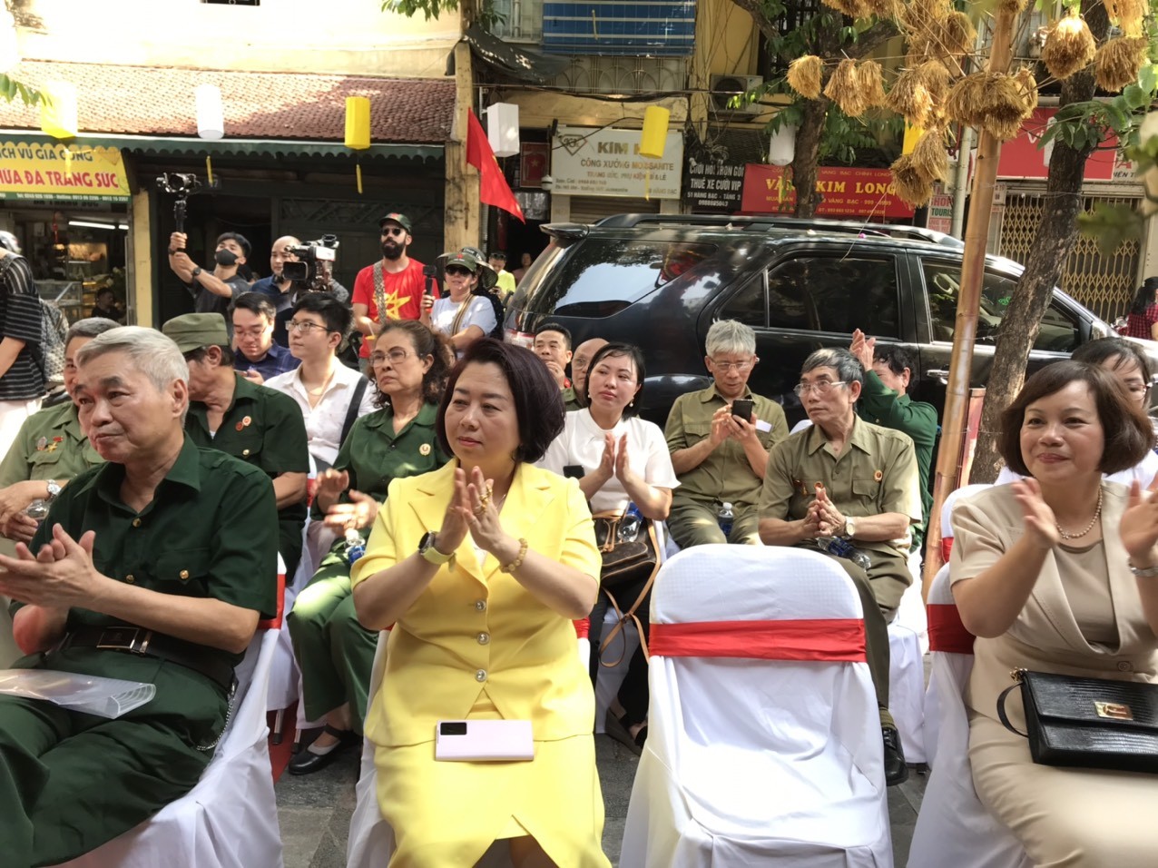 Quận Hoàn Kiếm khai mạc  chương trình “Huyền thoại bước chân”