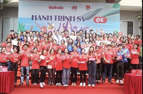 Đoàn viên, sinh viên tỉnh Quảng Bình nâng cao kiến thức sức khoẻ sinh sản với