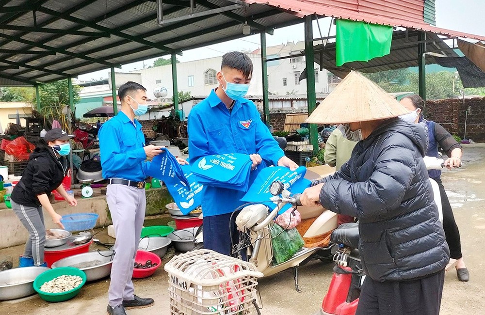 Tuổi trẻ Thủ đô chung tay bảo vệ môi trường, giữ gìn trật tự đô thị