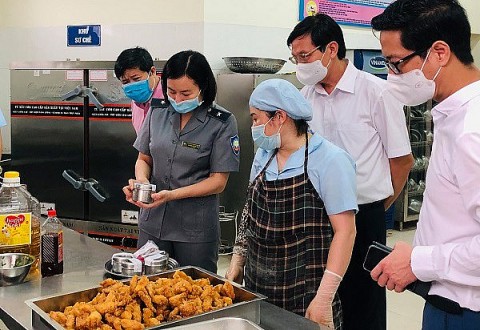 Hà Nội: Đảm bảo an toàn thực phẩm trong tình hình mới