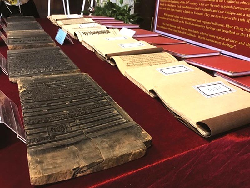 Mộc bản Trường Lưu - Di sản tư liệu cổ về giáo dục tại Việt Nam Mộc bản Trường Lưu - Di sản tư liệu cổ về giáo dục tại Việt Nam