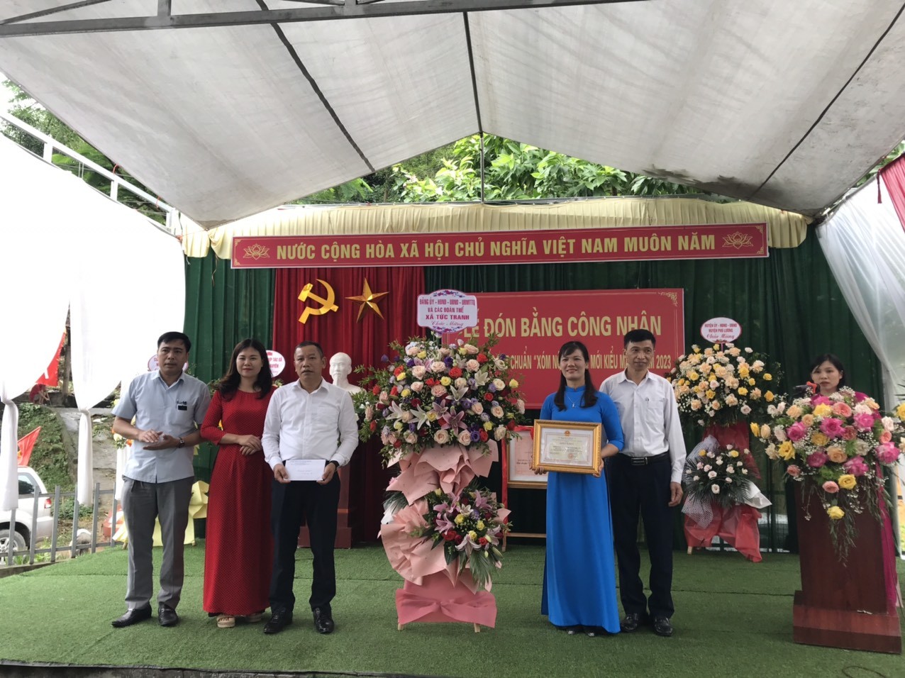 Xóm Khe Cốc đạt chuẩn “xóm Nông thôn mới kiểu mẫu” năm 2023