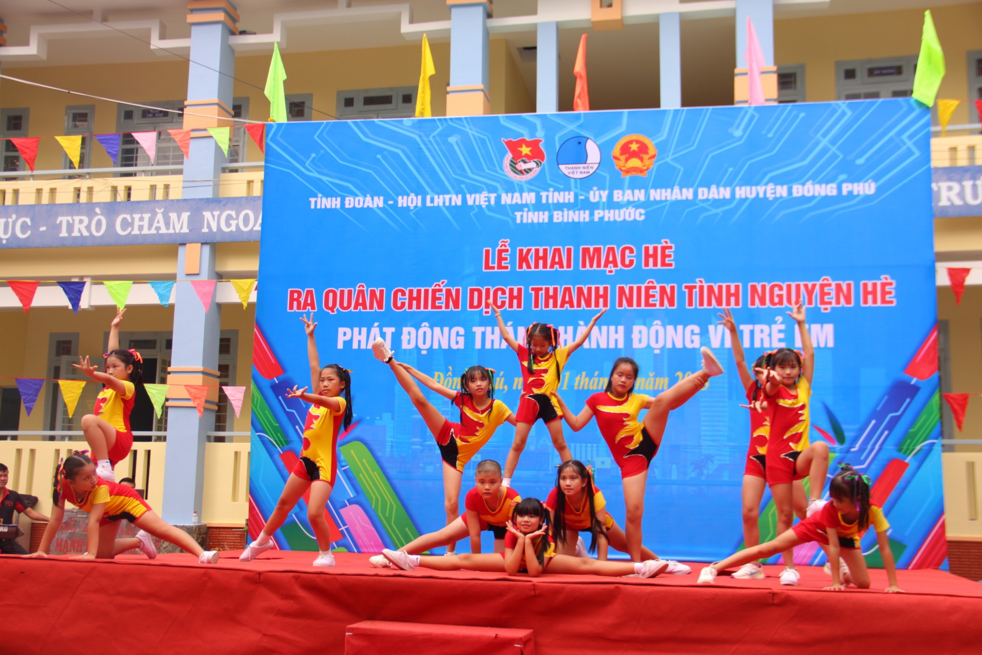 Bình Phước: Chiến dịch Thanh niên tình nguyện hè và Tháng hành động vì trẻ em năm 2023