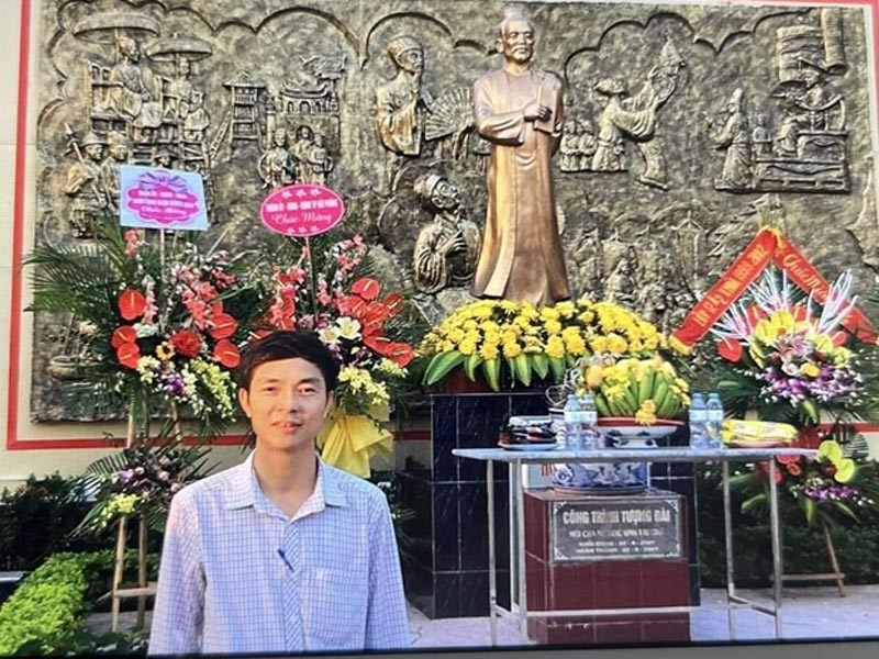 Nghệ nhân, họa sĩ Đoàn Tuyên tại xã Thanh Lương, huyện Vĩnh Bảo, TP Hải Phòng.