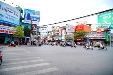 Hệ thống camera giám sát được lắp đặt tại ngã tư An Dương góp phần điều phối bảo đảm trật tự an toàn giao thông. Hệ thống camera giám sát được lắp đặt tại ngã tư An Dương góp phần điều phối bảo đảm trật tự an toàn giao thông.