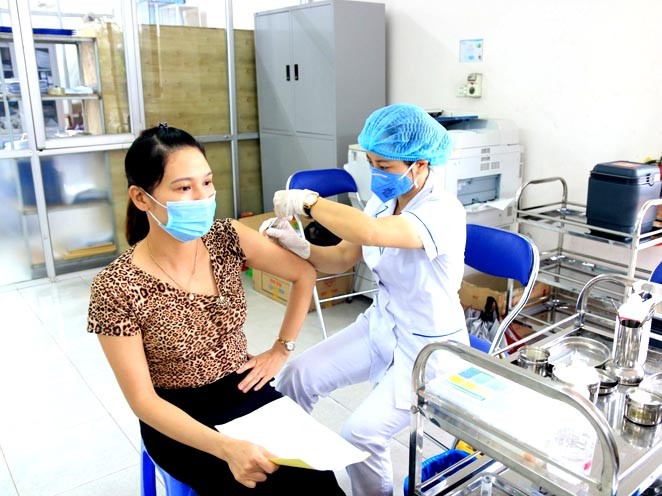 Hà Nội: Trung tâm Y tế huyện Ứng Hoà 3 năm liền được Thành phố tặng cờ thi đua xuất sắc Hà Nội: Trung tâm Y tế huyện Ứng Hoà 3 năm liền được Thành phố tặng cờ thi đua xuất sắc