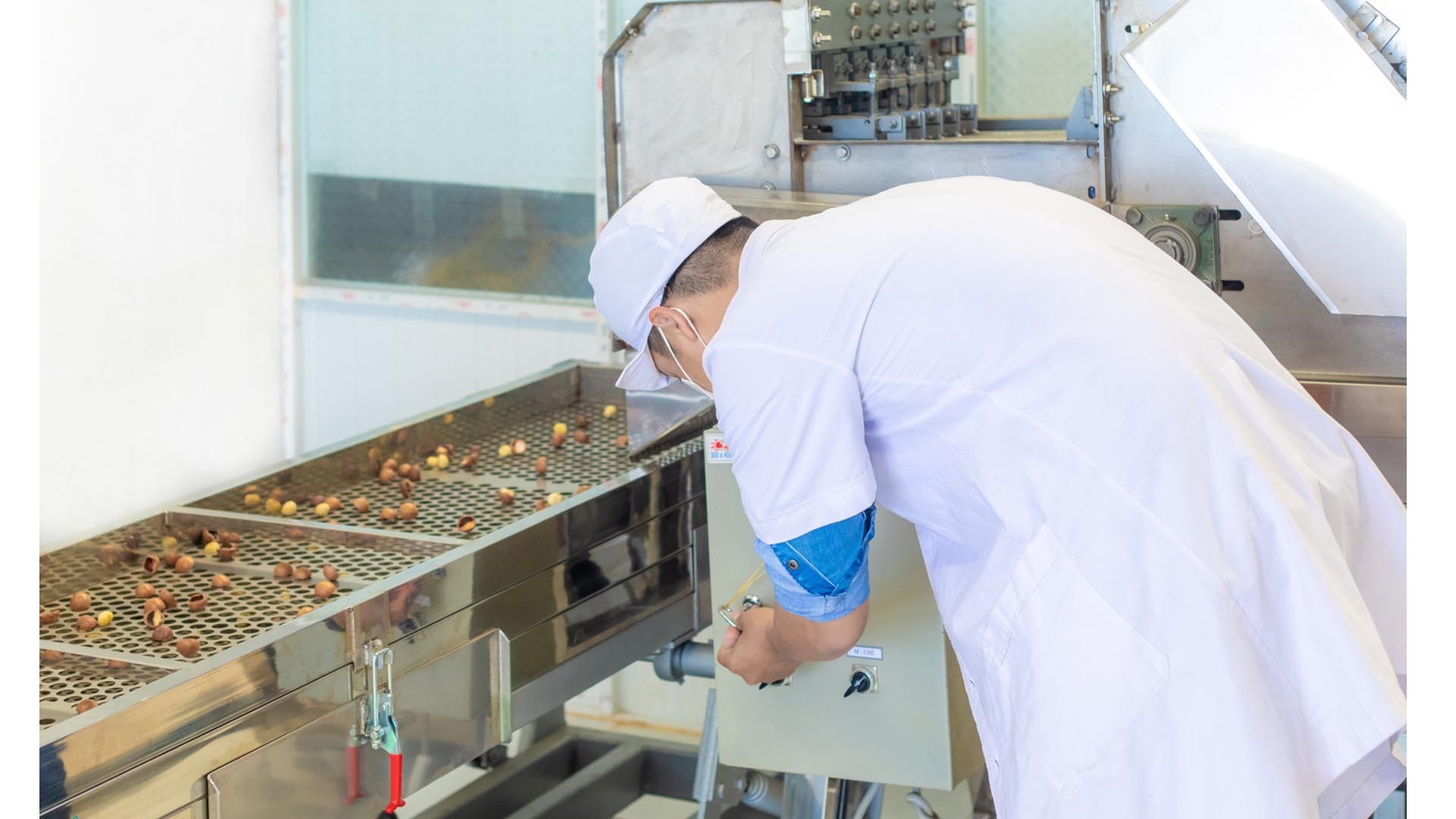 Doanh nghiệp mong muốn hỗ trợ nông dân thay đổi tư duy, hướng đến cơ cấu cây trồng, tạo thêm việc làm ổn định cho người lao động.tạo thêm việc làm ổn định cho người lao động.