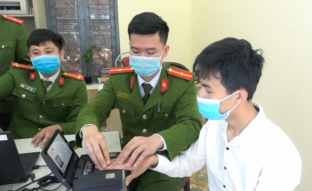 kể từ ngày 1/7/2023 đến hết tháng 12/2023, lệ phí cấp căn cước công dân sẽ bằng 50% mức thu lệ phí quy định tại Điều 4 Thông tư 59/2019/TT-BTC kể từ ngày 1/7/2023 đến hết tháng 12/2023, lệ phí cấp căn cước công dân sẽ bằng 50% mức thu lệ phí quy định tại Điều 4 Thông tư 59/2019/TT-BTC