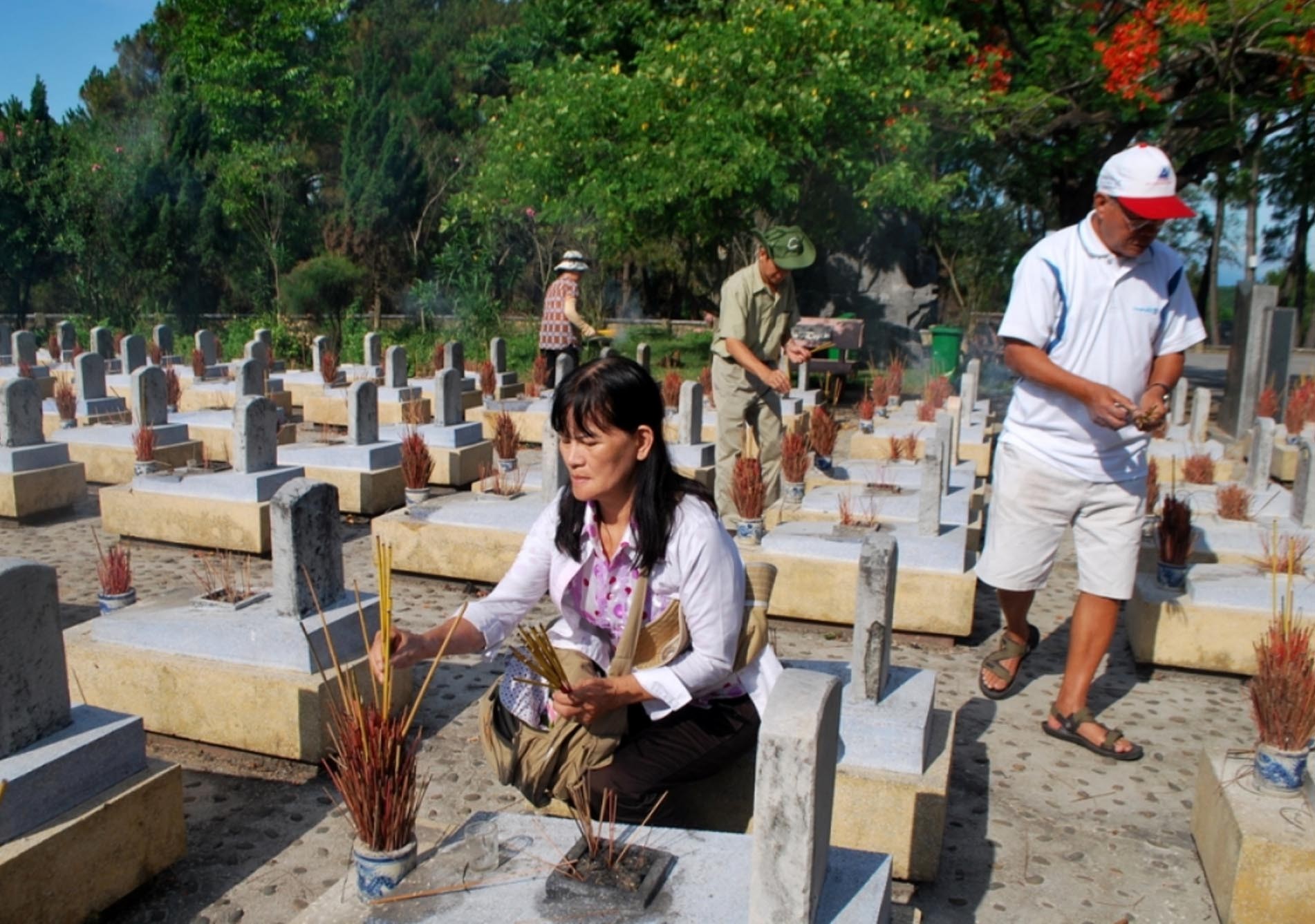 Tháng Bảy, chuyến hành trình đến Nghĩa Trang Liệt Sĩ quốc gia Trường Sơn Tháng Bảy, chuyến hành trình đến Nghĩa Trang Liệt Sĩ quốc gia Trường Sơn