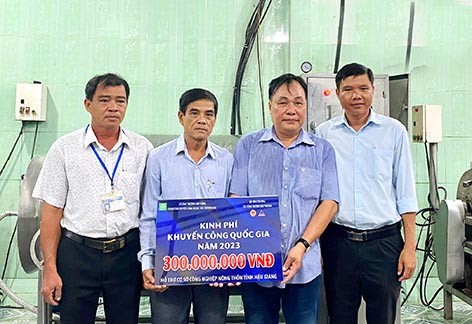 Đề án Khuyến công Quốc gia hỗ trợ 300 triệu đồng cho doanh nghiệp đầu tư máy massage thịt hút chân không. Đề án Khuyến công Quốc gia hỗ trợ 300 triệu đồng cho doanh nghiệp đầu tư máy massage thịt hút chân không.