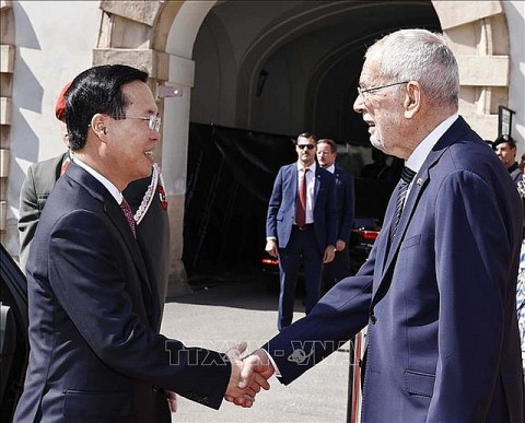 le don chinh thuc chu tich nuoc vo van thuong tham ch ao