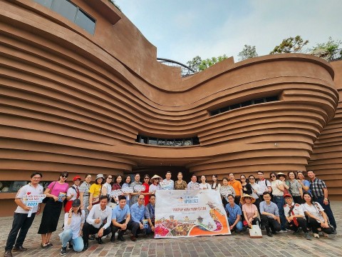 Du lịch thông minh tiếp sức cho nông thôn mới kiểu mẫu tại Bát Tràng