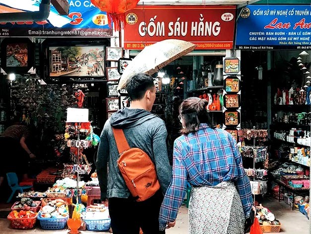 Gốm Bát Tràng thay đổi để phát triển Gốm Bát Tràng thay đổi để phát triển
