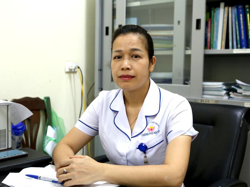 Bà Đặng Thị Ánh, Trưởng phòng Điều dưỡng Bệnh viện đa khoa Vân Đình