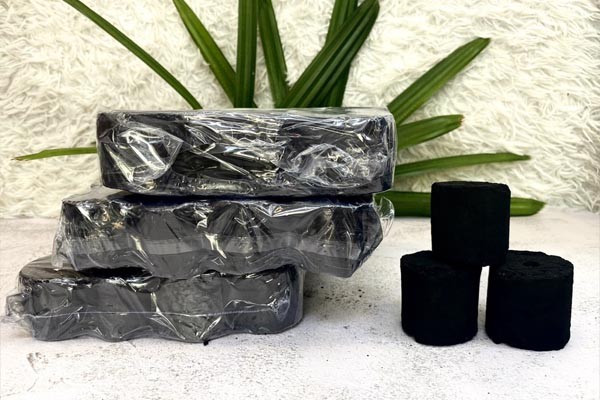 Than sạch không khói từ gáo dừa