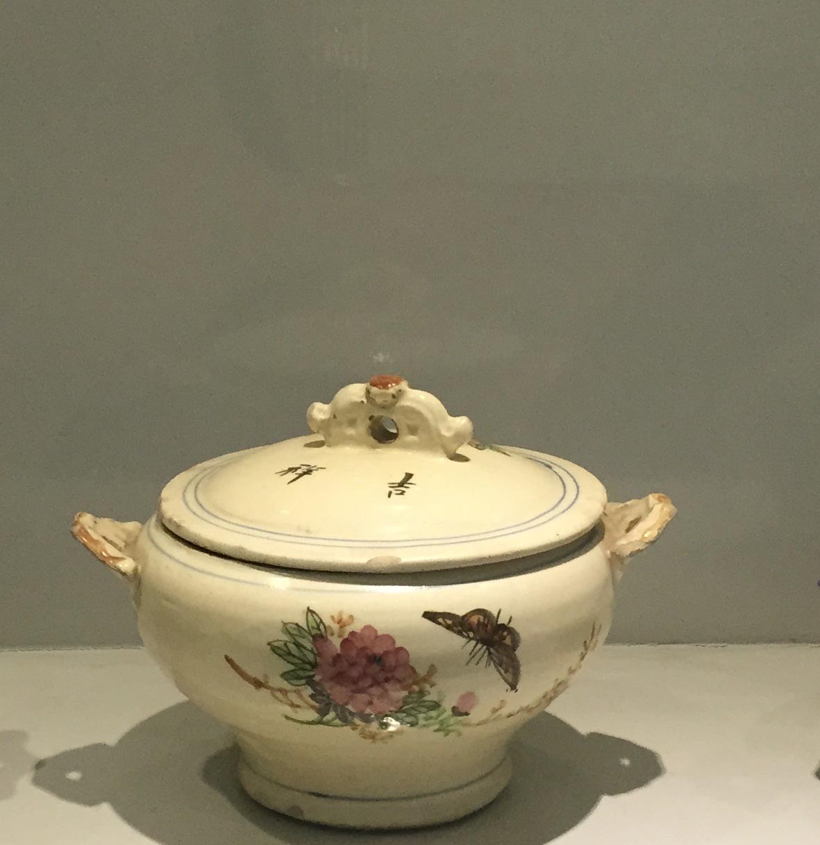 Làng nghề gốm sứ Lái Thiêu (Bình Dương) Làng nghề gốm sứ Lái Thiêu (Bình Dương)