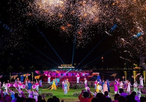 ao dai hue chuyen ke tu dong song