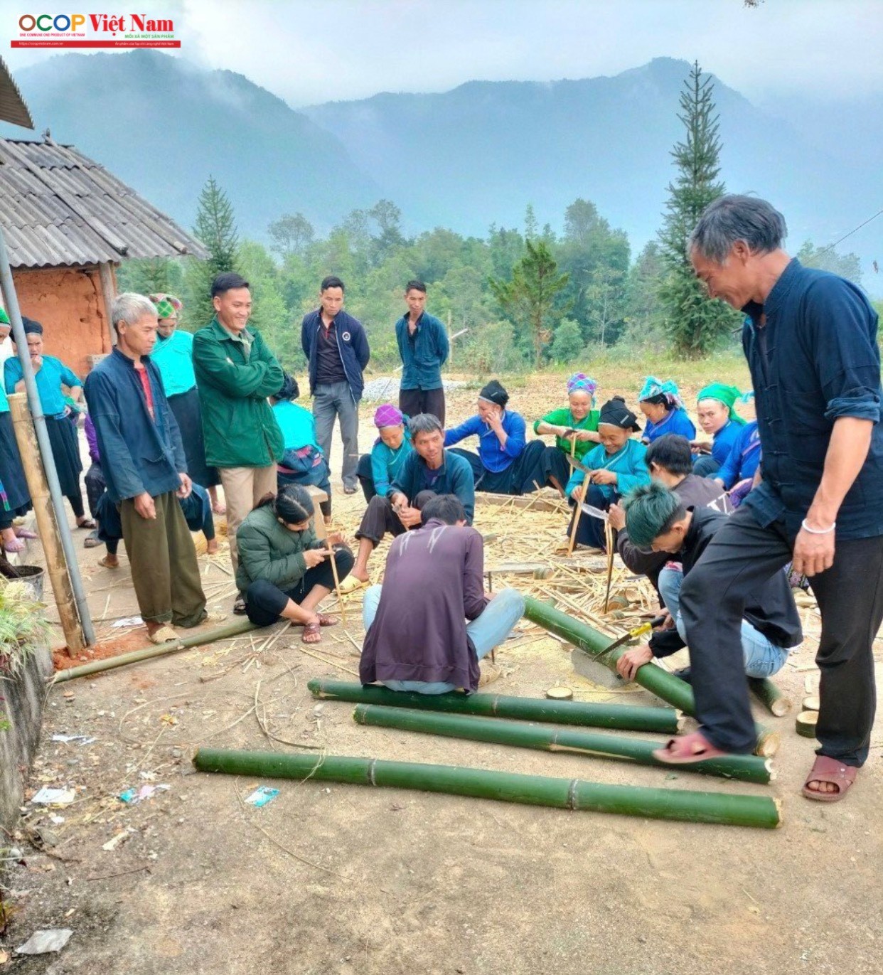 Đôi bàn tay tài hoa của nghệ nhân Đặng Ngọc Quyết Đôi bàn tay tài hoa của nghệ nhân Đặng Ngọc Quyết