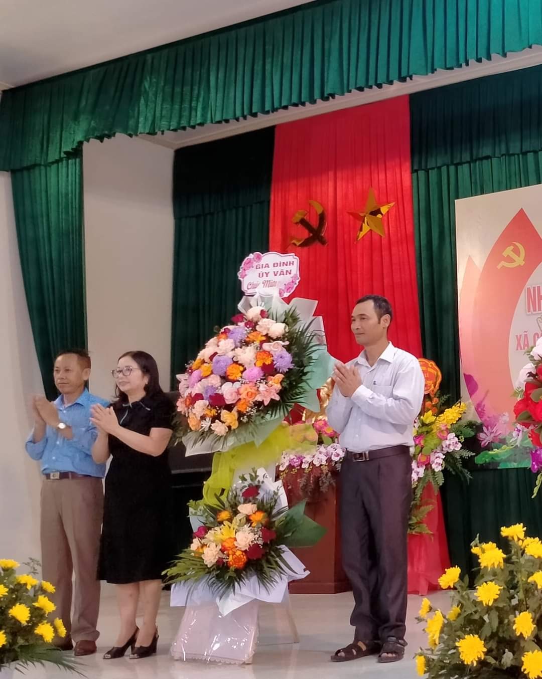 Huyện Lý Nhân (Hà Nam) :  Thôn Cát Vinh, xã Công Lý khánh thành Nhà Văn hóa chào mừng kỷ niệm 78 năm ngày Quốc khánh 2/9. Huyện Lý Nhân (Hà Nam) :  Thôn Cát Vinh, xã Công Lý khánh thành Nhà Văn hóa chào mừng kỷ niệm 78 năm ngày Quốc khánh 2/9.