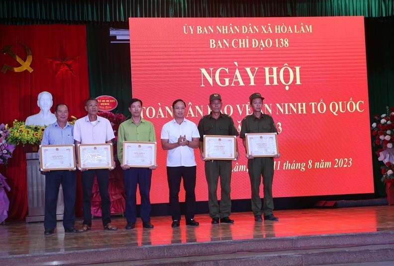 Ngày hội toàn dân bảo vệ an ninh tổ quốc xã Hoà Lâm