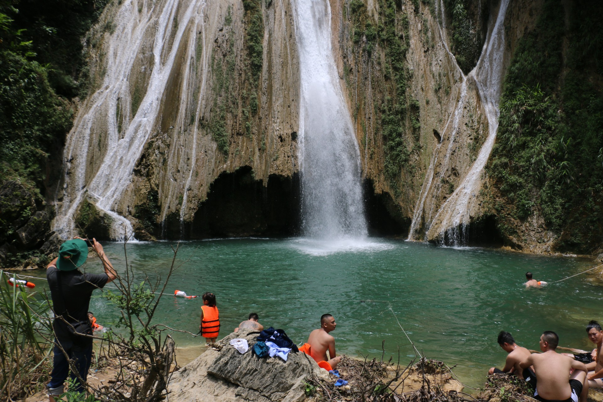 Đến Lâm Bình trải nghiệm vẻ đẹp độc đáo của thác Khuổi Nhi