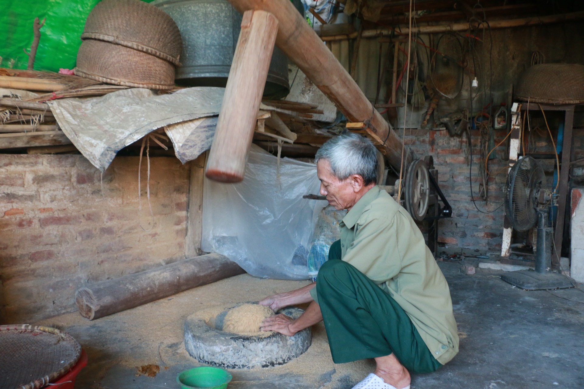 Cốm làng Thạc nồng nàn hương vị của mùa thu Cốm làng Thạc nồng nàn hương vị của mùa thu