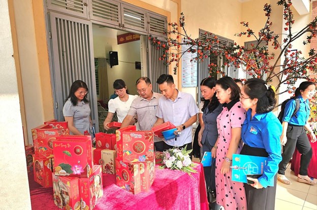 Thanh Trì (Hà Nội): Liên hoan “bàn tay vàng” Làng nghề truyền thống Bánh Trung thu Thanh Trì (Hà Nội): Liên hoan “bàn tay vàng” Làng nghề truyền thống Bánh Trung thu