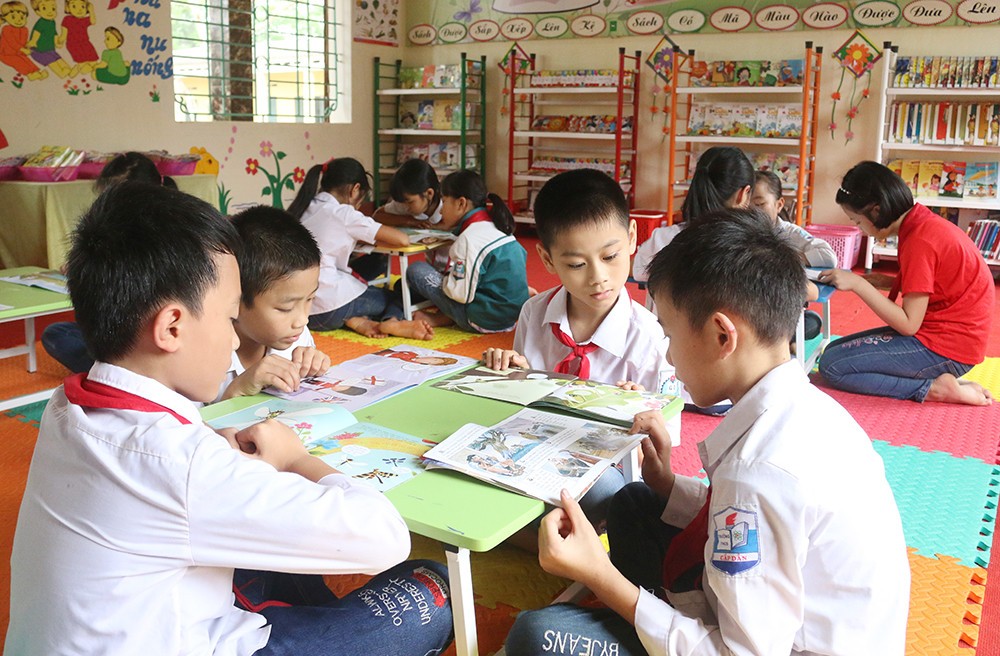 Học sinh Trường Tiểu học Cấp Dẫn Học sinh Trường Tiểu học Cấp Dẫn