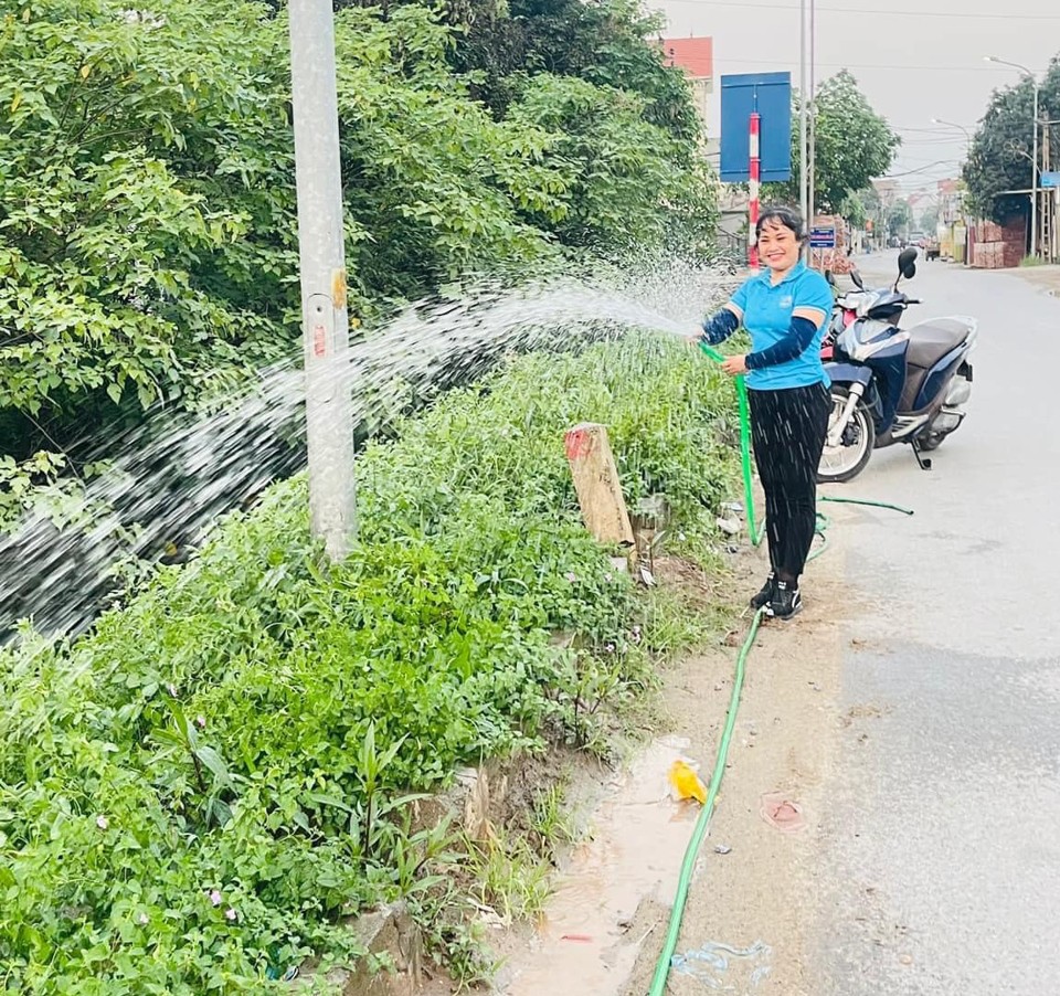 Người phụ nữ tích cực bảo vệ môi trường ở làng nghề mây tre đan Ninh Sở Người phụ nữ tích cực bảo vệ môi trường ở làng nghề mây tre đan Ninh Sở