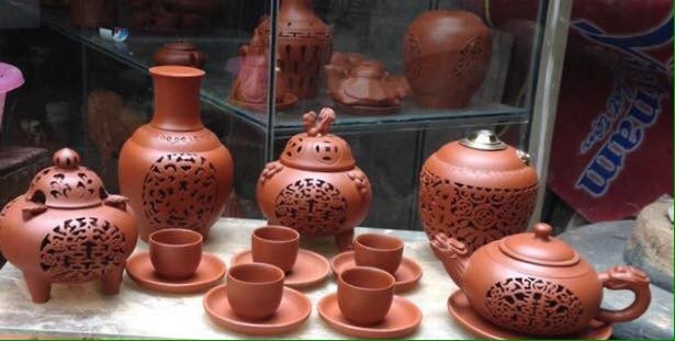 Nghệ nhân gốm da chu truyền nghề cho thế hệ trẻ Nghệ nhân gốm da chu truyền nghề cho thế hệ trẻ