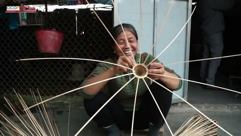 Gìn giữ làng nghề đan rọ tôm truyền thống thôn Đồng Tâm