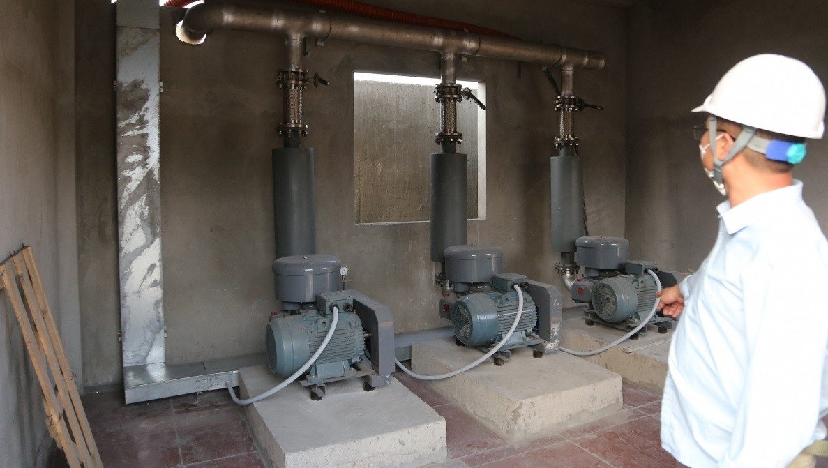 Trạm xử lý nước thải cụm công nghiệp có công suất 2000 m3/ngày đêm, tổng mức đầu tư trên 47 tỉ đồng, dự kiến sẽ hoàn thành và đưa vào sử dụng trong tháng 10/2023. Trong tháng 10, chủ đầu tư cũng sẽ hoàn thành, đưa vào vận hành hệ thống phòng cháy chữa cháy