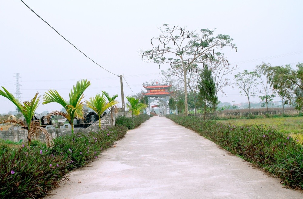 Cơ sở hạ tầng nông thôn: Giao thông nông thôn, điện, viễn thông, trường học, giao thông, thủy lợi nội đồng… được đầu tư nâng cấp; các dự án cải tạo, nâng cấp, xây dựng mới trạm y tế  chương mỹ 