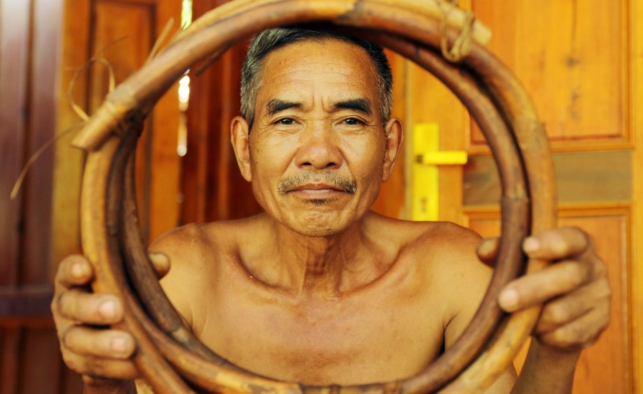 Nghề đan lát của người Khơ Mú Nghề đan lát của người Khơ Mú