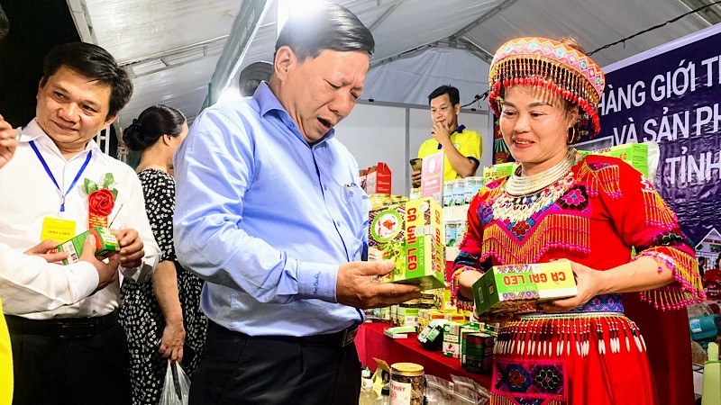 Khai mạc Hội chợ Công Thương vùng Đồng bằng sông Hồng-Hải Phòng 2023 Khai mạc Hội chợ Công Thương vùng Đồng bằng sông Hồng-Hải Phòng 2023