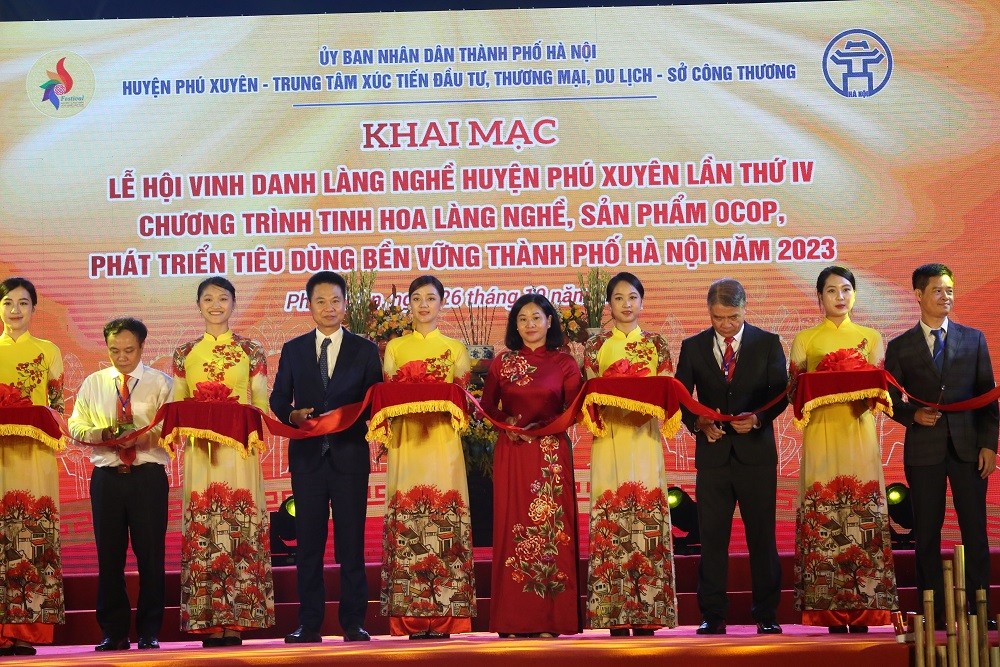 Khai mạc Lễ hội vinh dành làng nghề huyện Phú Xuyên lần thứ IV năm 2023