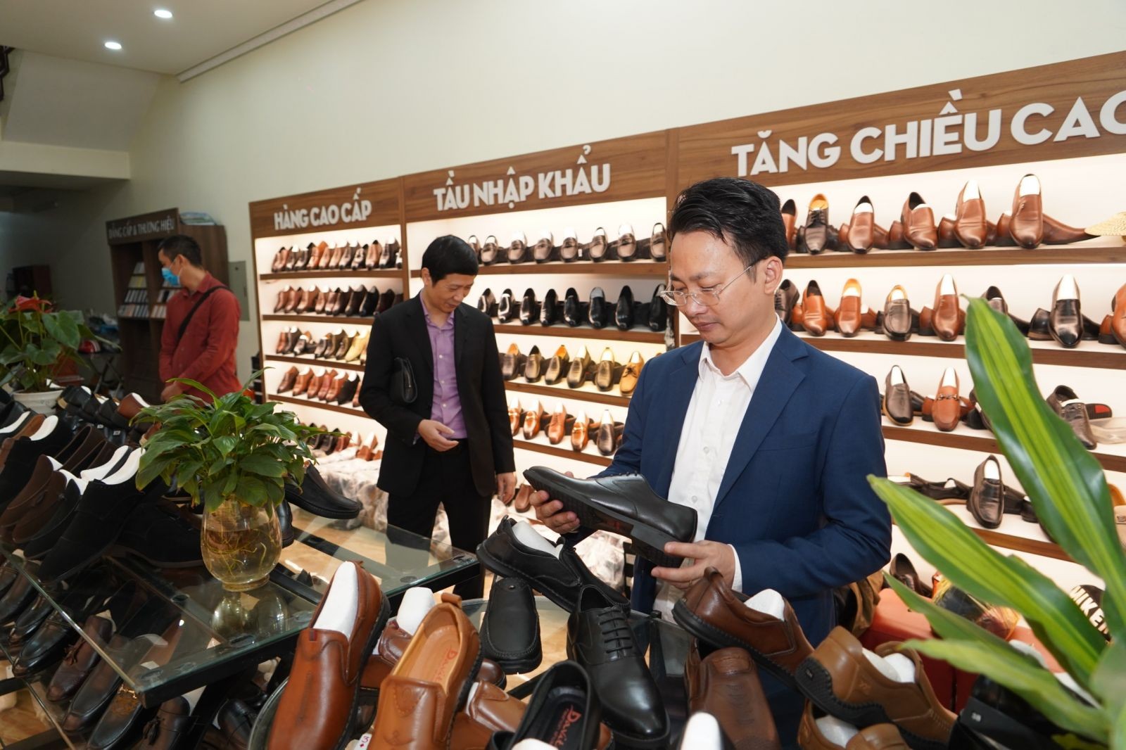 Làng nghề giày da Phú Xuyên trở thành điểm du lịch Làng nghề giày da Phú Xuyên trở thành điểm du lịch