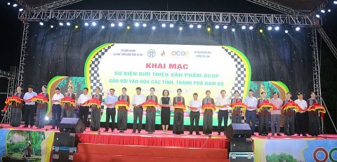 Sự kiện giới thiệu sản phẩm OCOP gắn với văn hóa các tỉnh, thành phố Nam Bộ đã chính thức khai mạc.
